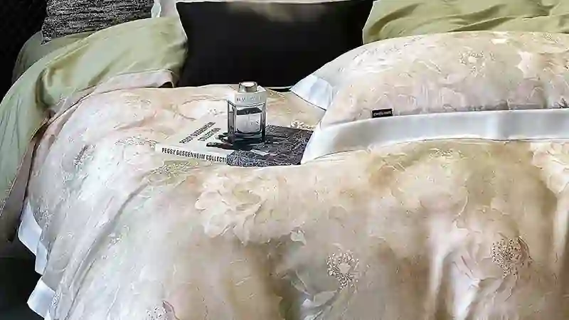 超细旦纤维技术定义奢华家纺新标准：巨人纺织如何模拟19姆米真丝触感